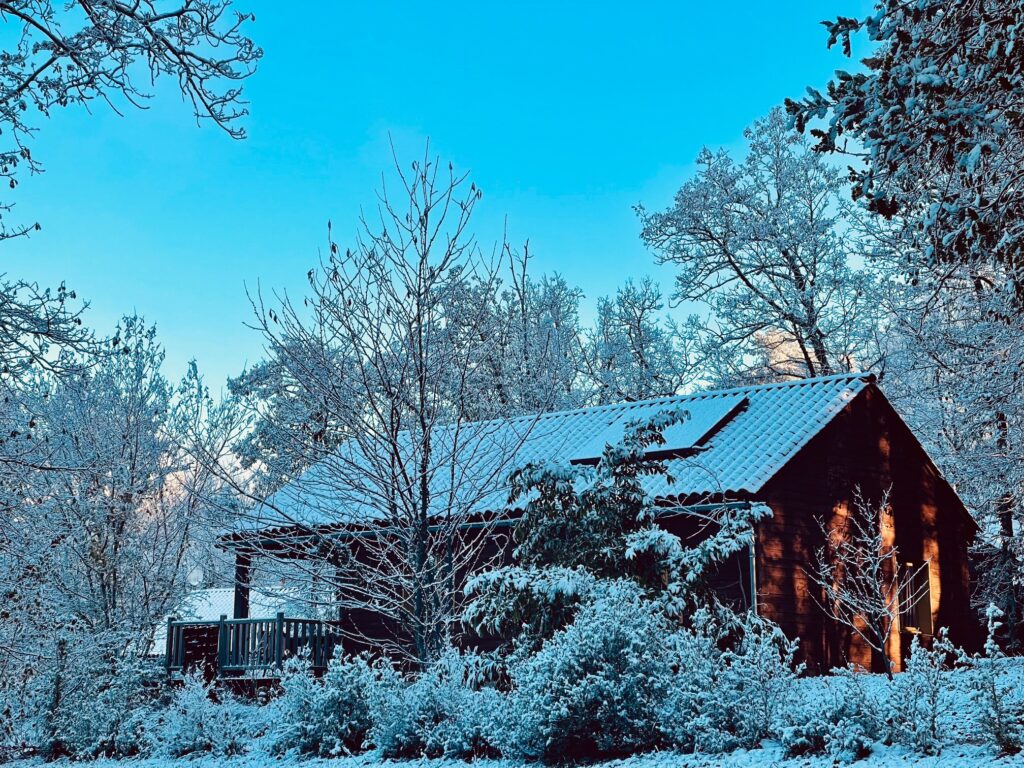 Le village enchanteur sous la neige