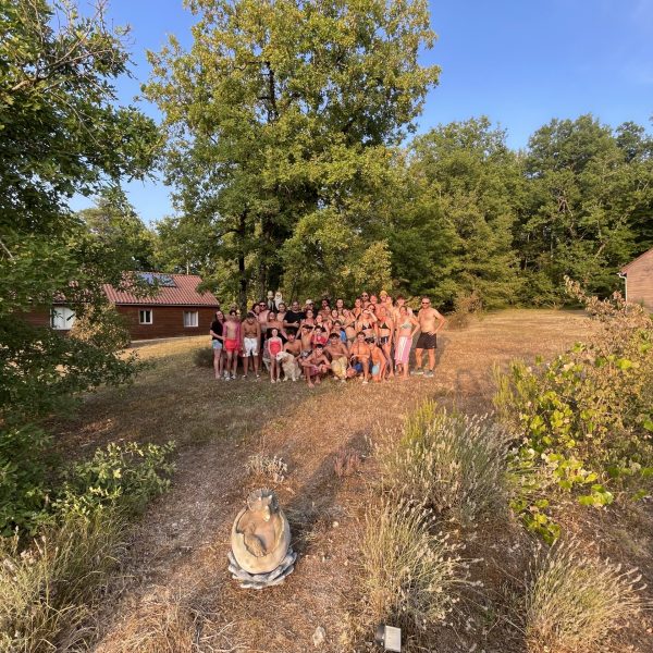 Gîte Grande Capacité Dordogne, privatisez notre Village pour 50 Personnes